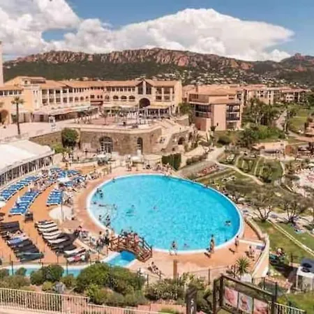 Climatise 4 Prsn / Vue Piscine & Vue Cap Esterel شقة Saint-Raphaël