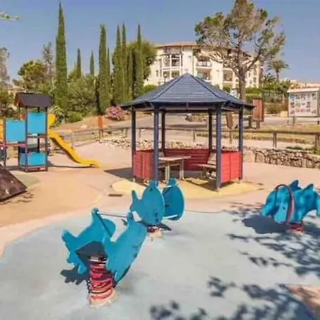 Daire Climatise 4 Prsn / Vue Piscine & Vue Cap Esterel *