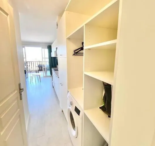 Climatise 4 Prsn / Vue Piscine & Vue Cap Esterel *