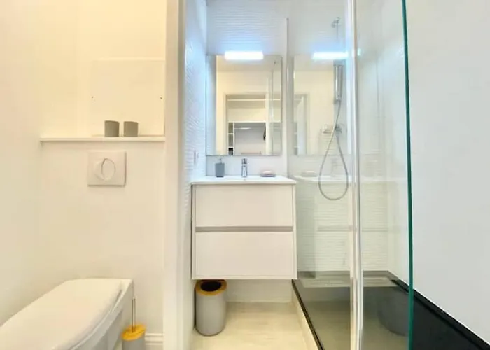 Climatise 4 Prsn / Vue Piscine & Vue Cap Esterel Saint-Raphaël