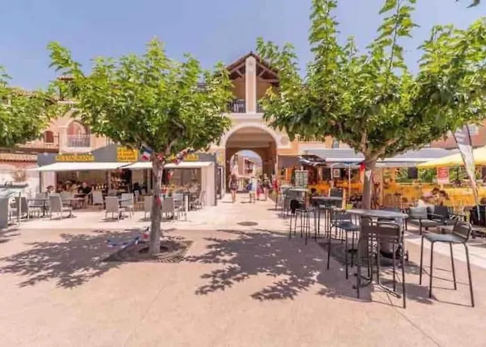 Climatise 4 Prsn / Vue Piscine & Vue Cap Esterel Appartement